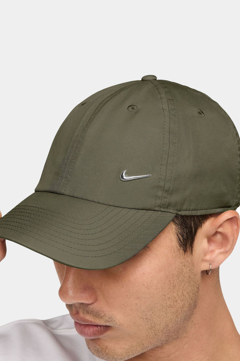 4 (1) כובע מצחייה Dri-FIT – תמונה 1