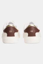 ⁦נעל אופנה Essential Chic Court⁩ – תמונה ⁦2⁩