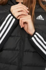 ⁦ג'קט ADIDAS 3-STRIPES LIGHT DOWN⁩ – תמונה ⁦3⁩