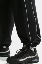 ⁦חליפת Nike Air⁩ – תמונה ⁦4⁩